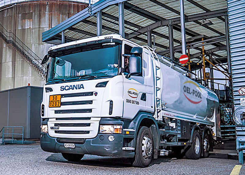 Oel-Pool truck driving out of fueling rack